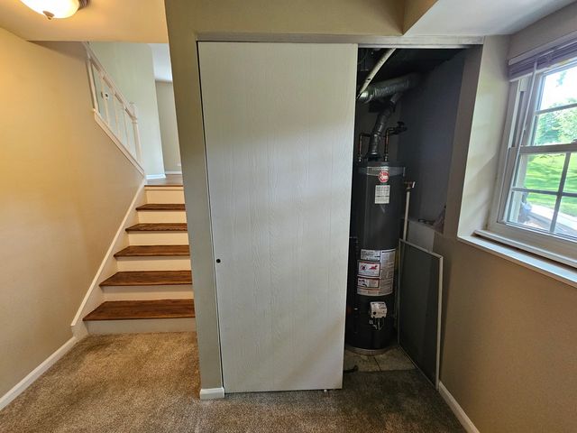 210 Redwood Court, Vernon Hills, IL 60061