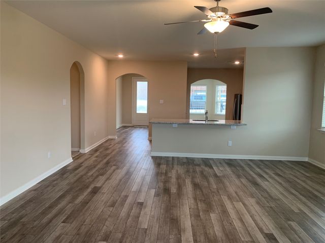 5301 Persimmon Drive, Denton, TX 76207