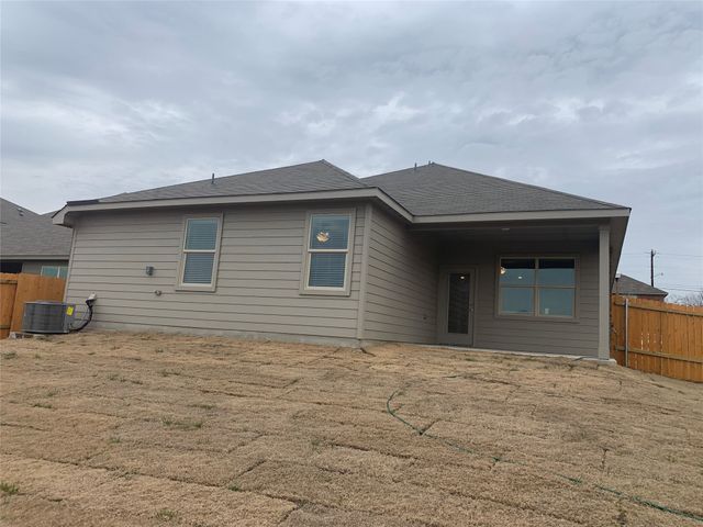 5301 Persimmon Drive, Denton, TX 76207