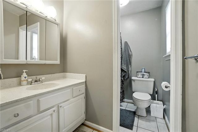 1905 Dolina DR, Virginia Beach, VA 23464