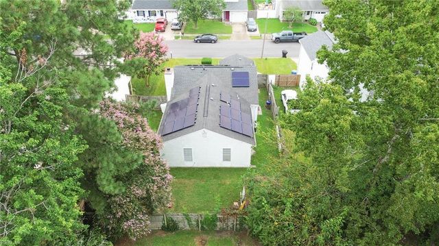 1905 Dolina DR, Virginia Beach, VA 23464