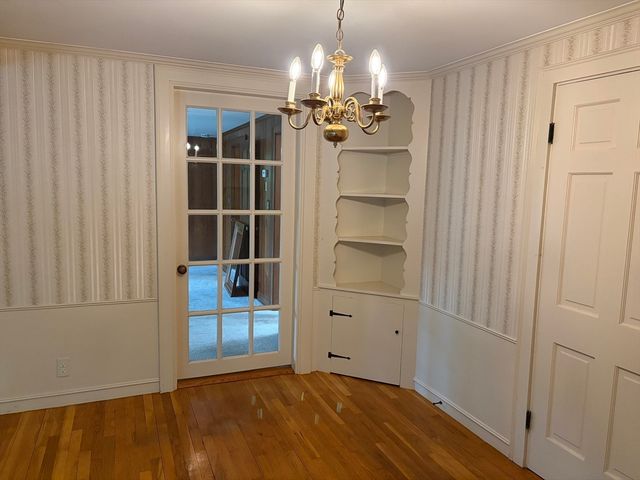 23 Sheraton, Braintree, MA 02184