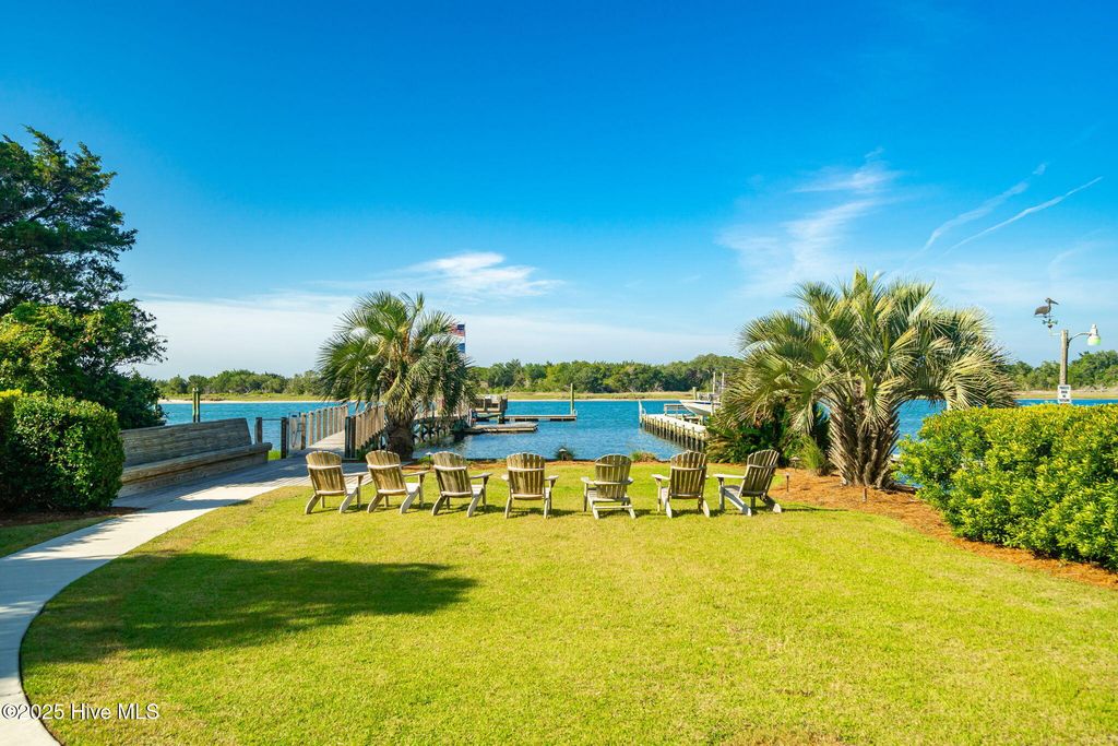 Image 41 of property listing at 538 Sheldrake Court, Beaufort, NC 28516