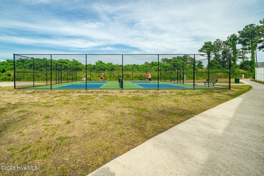 Image 48 of property listing at 538 Sheldrake Court, Beaufort, NC 28516