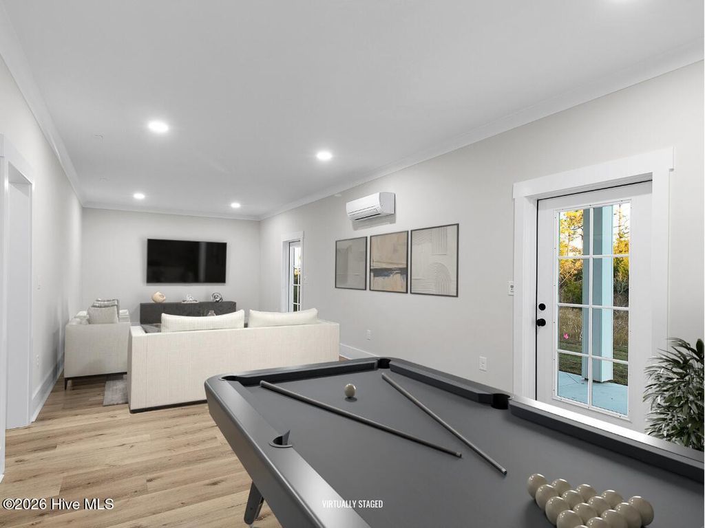 Image 6 of property listing at 538 Sheldrake Court, Beaufort, NC 28516