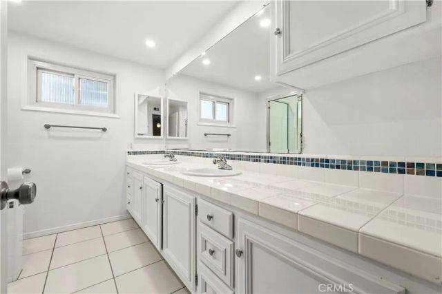 6871 Auburn Drive, Huntington Beach, CA 92647