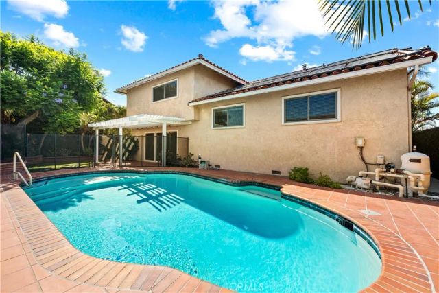 6871 Auburn Drive, Huntington Beach, CA 92647