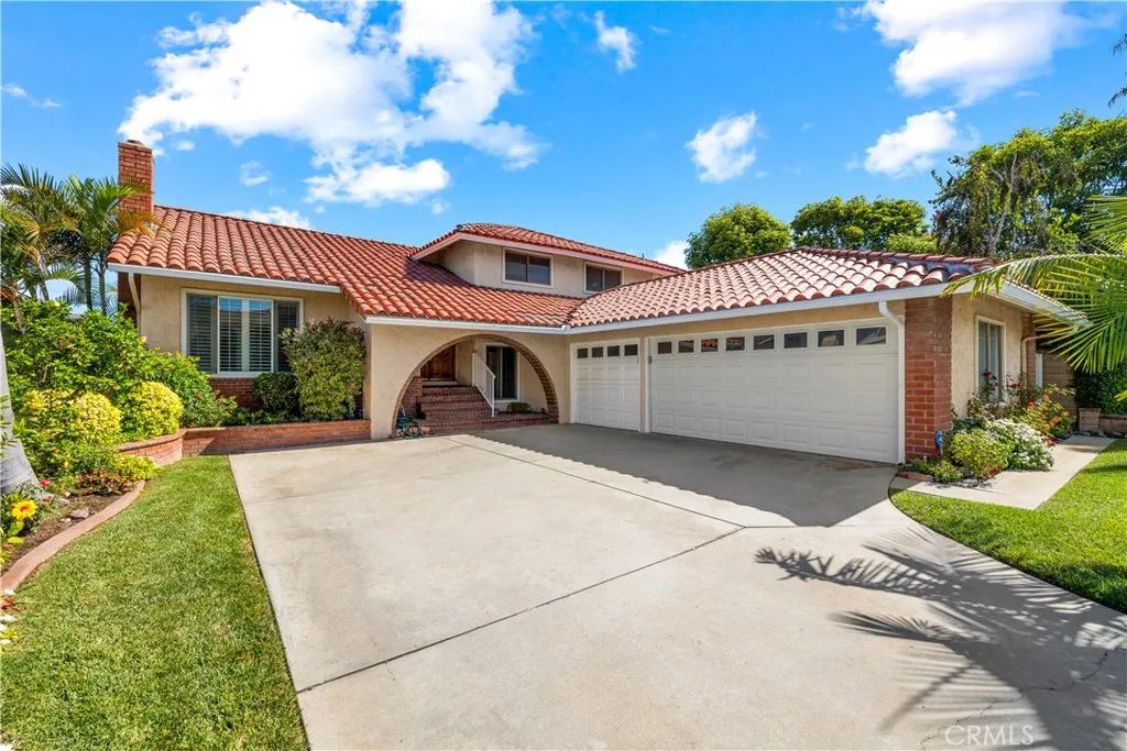 6871 Auburn Drive, Huntington Beach, CA 92647