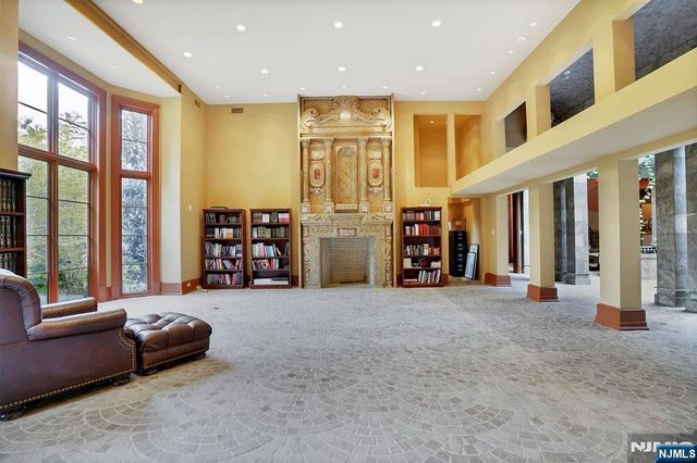 1500 River Road, Teaneck, NJ 07666