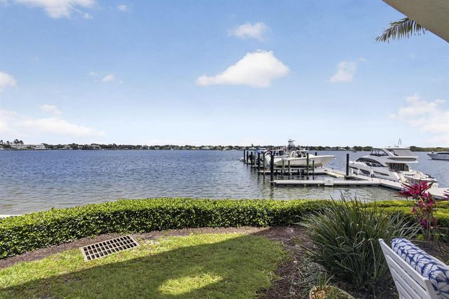 103 Water Club Court S, North Palm Beach, FL 33408