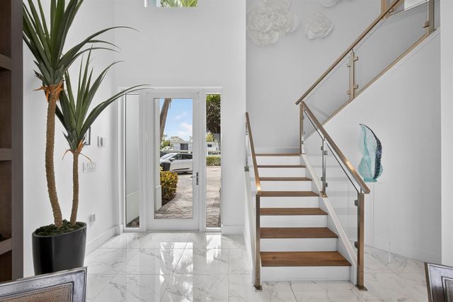 103 Water Club Court S, North Palm Beach, FL 33408