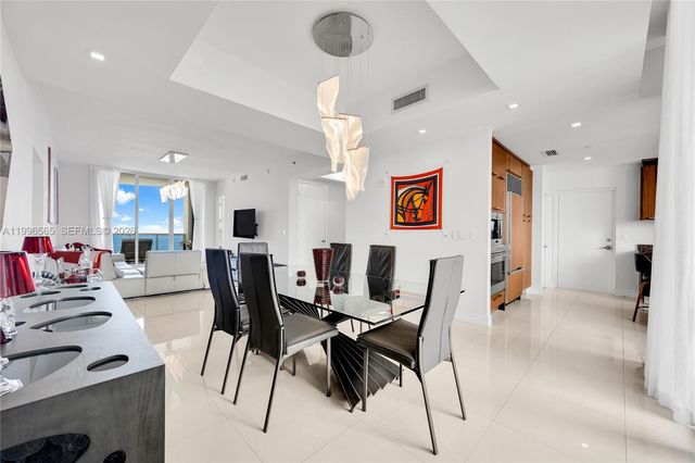 15901 Collins Ave 2104, Sunny Isles Beach, FL 33160