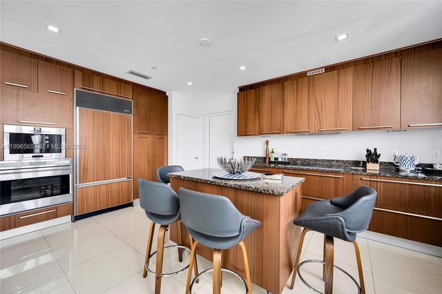 15901 Collins Ave 2104, Sunny Isles Beach, FL 33160