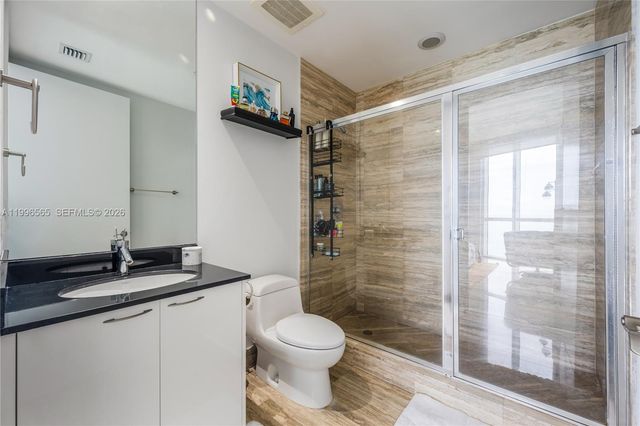 15901 Collins Ave 2104, Sunny Isles Beach, FL 33160