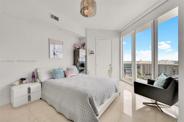 15901 Collins Ave 2104, Sunny Isles Beach, FL 33160