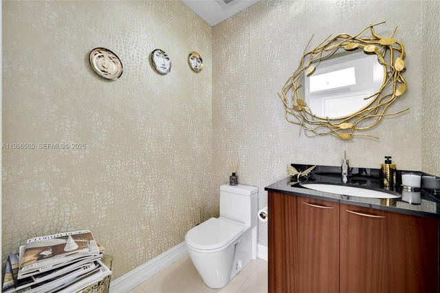 15901 Collins Ave 2104, Sunny Isles Beach, FL 33160