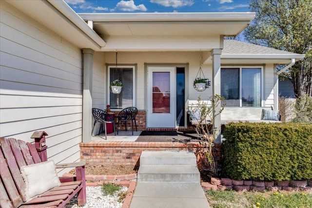 1220 N Timberleaf, Derby, KS 67037