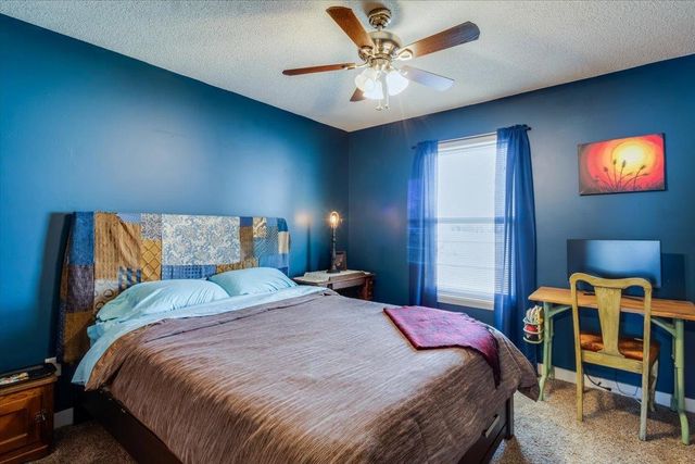 1220 N Timberleaf, Derby, KS 67037