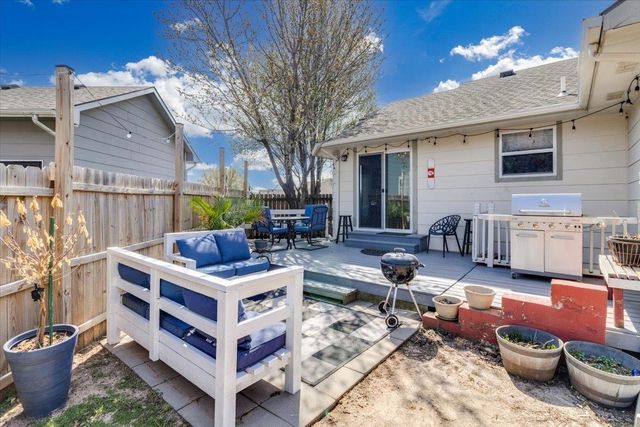 1220 N Timberleaf, Derby, KS 67037