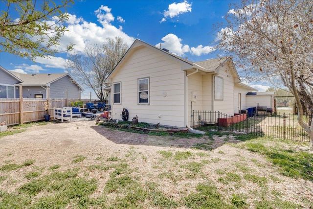 1220 N Timberleaf, Derby, KS 67037
