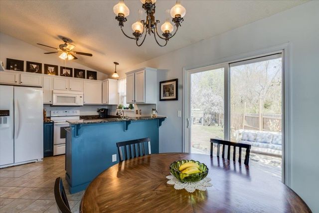 1220 N Timberleaf, Derby, KS 67037