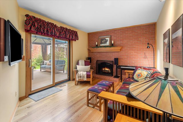 3225 Lockridge Drive, Ann Arbor, MI 48108