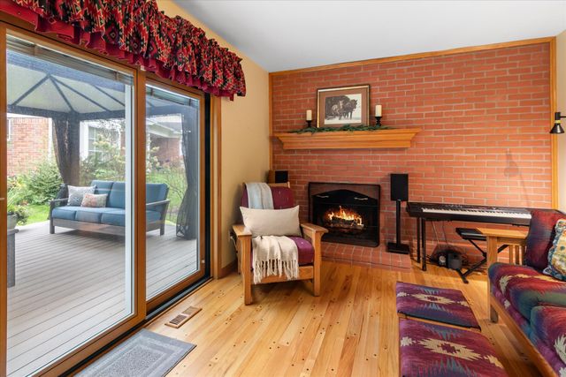 3225 Lockridge Drive, Ann Arbor, MI 48108