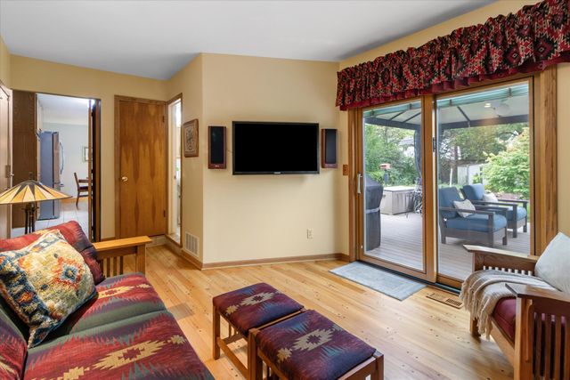 3225 Lockridge Drive, Ann Arbor, MI 48108