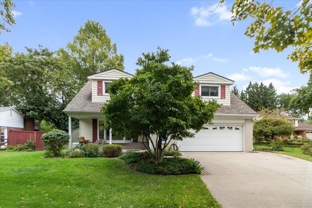 3225 Lockridge Drive, Ann Arbor, MI 48108