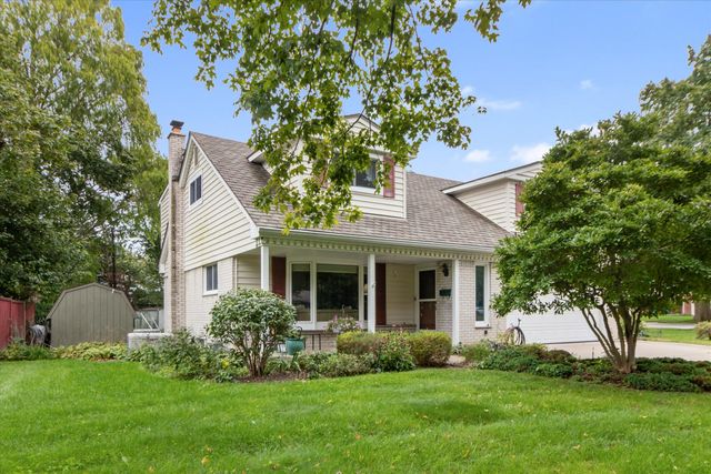 3225 Lockridge Drive, Ann Arbor, MI 48108