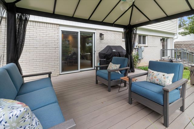 3225 Lockridge Drive, Ann Arbor, MI 48108