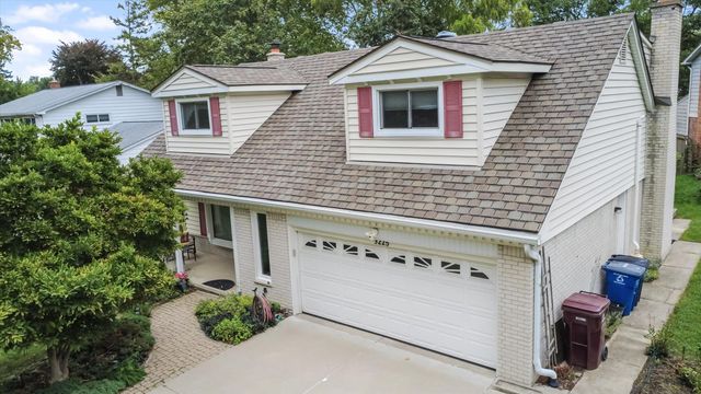3225 Lockridge Drive, Ann Arbor, MI 48108
