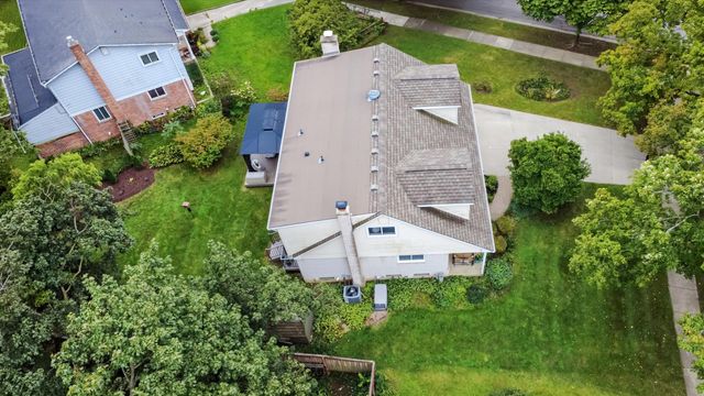 3225 Lockridge Drive, Ann Arbor, MI 48108