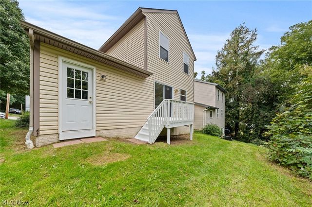 1117 Smithfarm, Akron, OH 44305