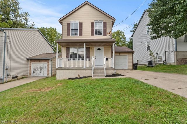 1117 Smithfarm, Akron, OH 44305