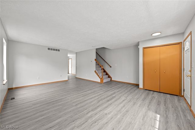 1117 Smithfarm, Akron, OH 44305