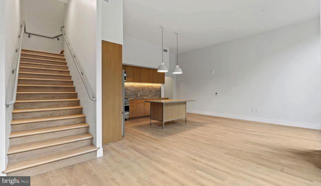 10511 STRATHMORE HALL ST #2B-3B-PH15, North Bethesda, MD 20852