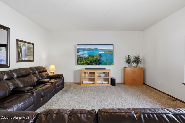 6302 N Cornwall ST, Coeur D'alene, ID 83815