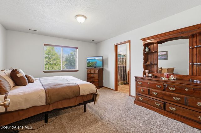 6302 N Cornwall ST, Coeur D'alene, ID 83815