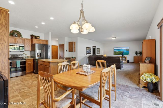 6302 N Cornwall ST, Coeur D'alene, ID 83815