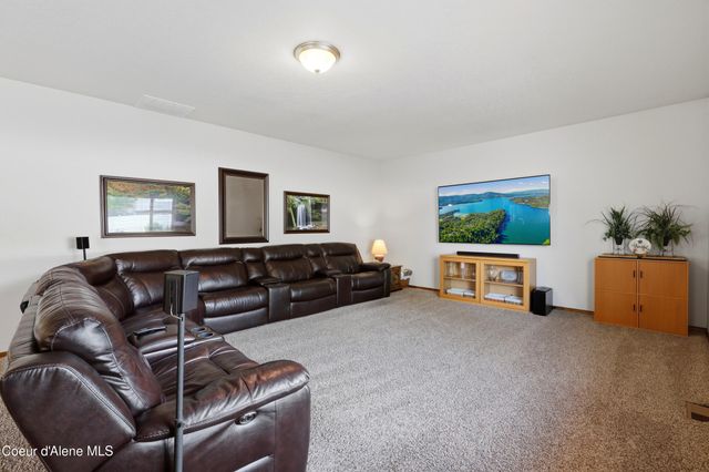 6302 N Cornwall ST, Coeur D'alene, ID 83815
