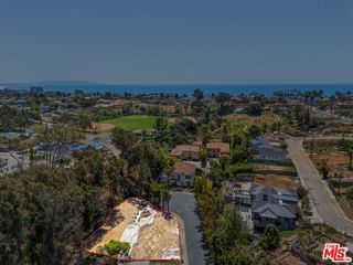 722 Patterson Place, Pacific Palisades, CA 90272