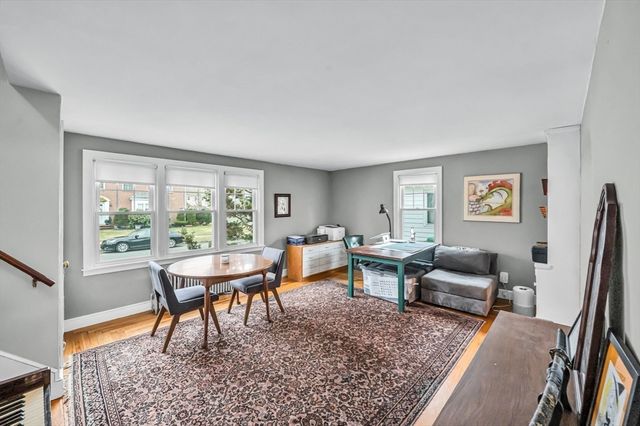 35 Dresser Ave, Chicopee, MA 01013