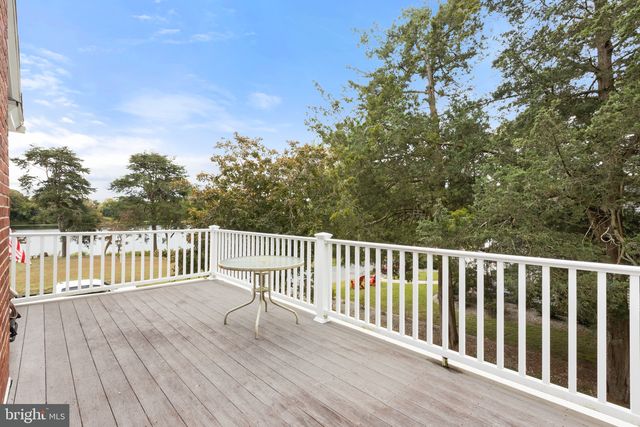 204 LAKE DR, Milton, DE 19968