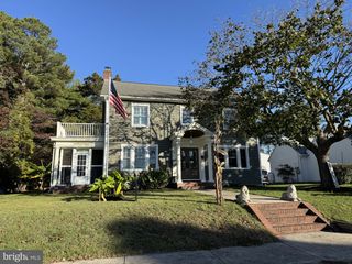 204 LAKE DR, Milton, DE 19968