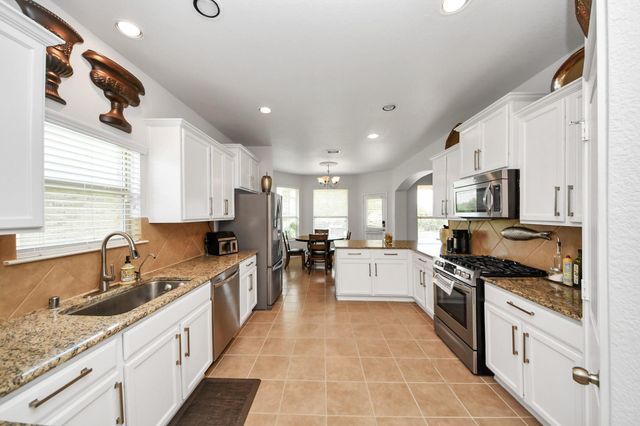 8519 E Windhaven Terrace Trail, Cypress, TX 77433