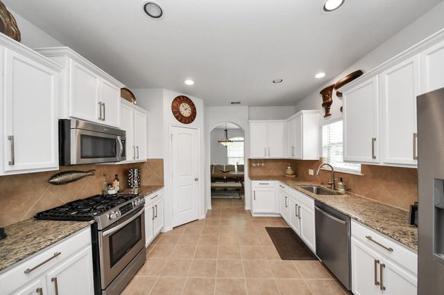 8519 E Windhaven Terrace Trail, Cypress, TX 77433