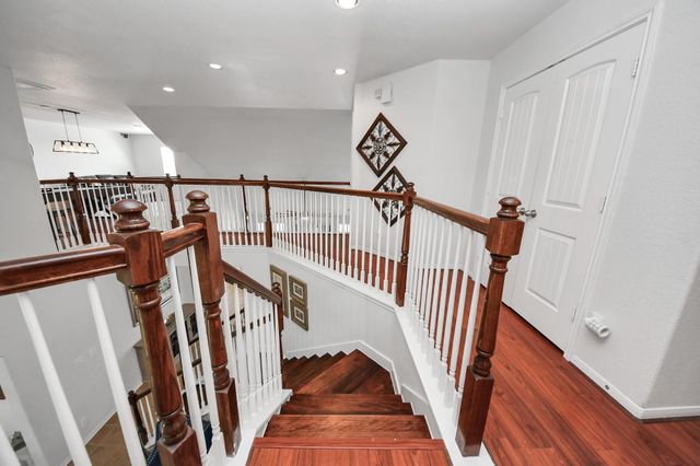 8519 E Windhaven Terrace Trail, Cypress, TX 77433