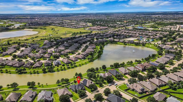 8519 E Windhaven Terrace Trail, Cypress, TX 77433