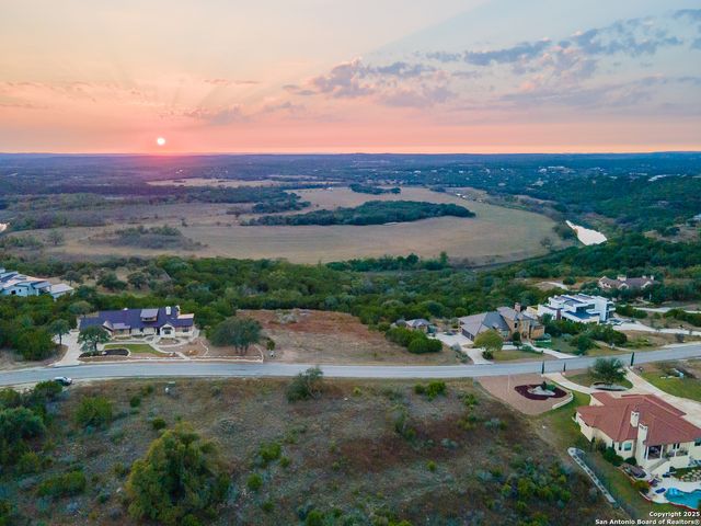 972 MYSTIC PKWY, Spring Branch, TX 78070